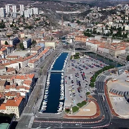 City Life Rijeka Exterior photo